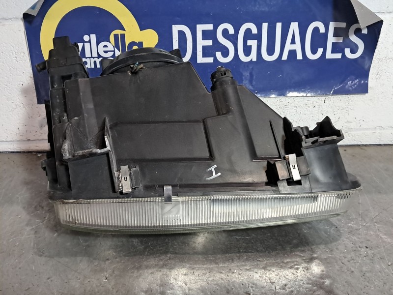 Recambio de faro izquierdo para renault megane europa 1.6e 75 referencia OEM IAM   