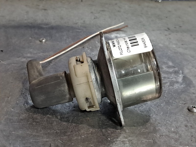 Recambio de piloto marcha atras para chevrolet hhr  | 0.07 - ...  | 0.07 - ... referencia OEM IAM   