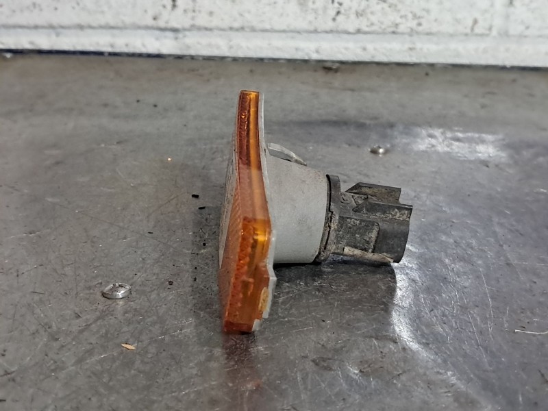 Recambio de piloto lateral izquierdo para chevrolet hhr  | 0.07 - ...  | 0.07 - ... referencia OEM IAM   