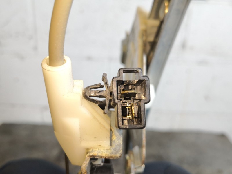 Recambio de elevalunas trasero izquierdo para daewoo lacetti 1.6 cat referencia OEM IAM   