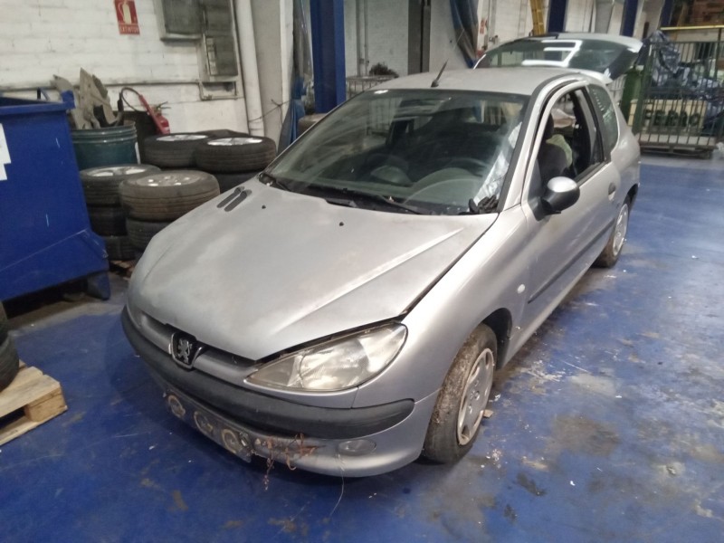 peugeot 206 berlina 1.9 diesel | 0.98 - ... del año 2000