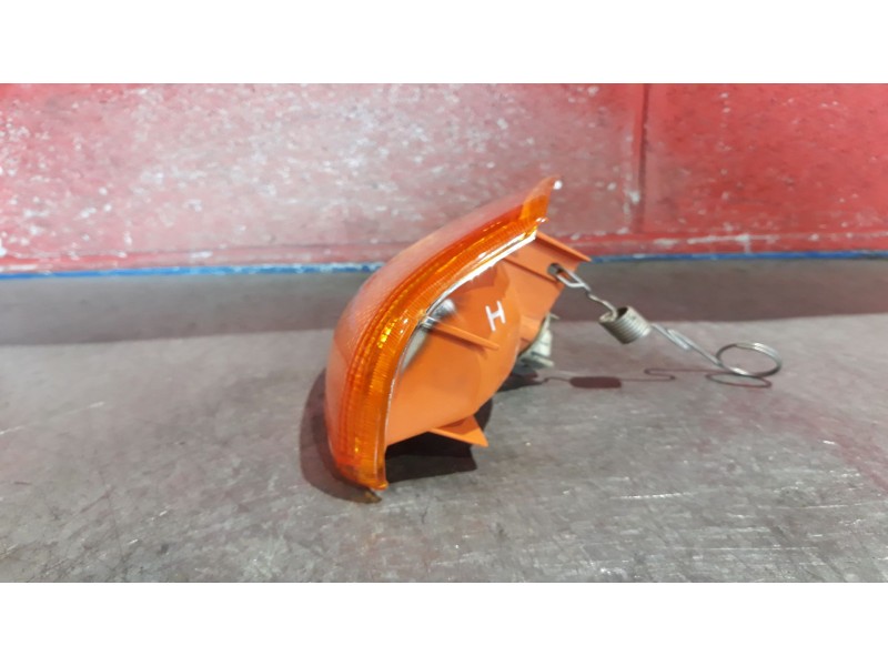 Recambio de piloto delantero izquierdo para ford fiesta referencia OEM IAM   