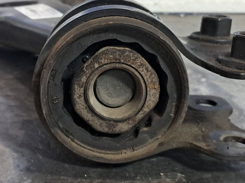 Recambio de brazo suspension inferior delantero izquierdo para ford c-max (cb3)  | ...  | ... referencia OEM IAM   