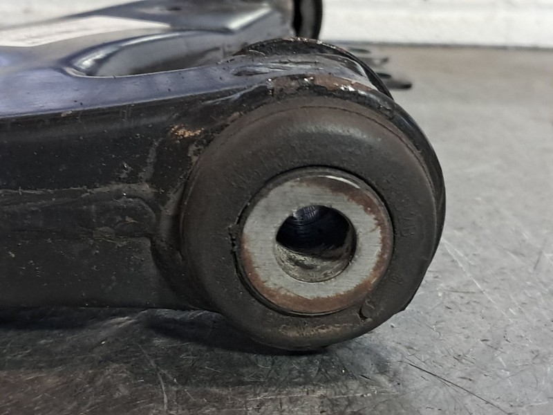 Recambio de brazo suspension inferior delantero derecho para ford c-max (cb3)  | ...  | ... referencia OEM IAM   
