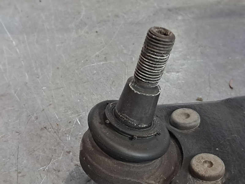 Recambio de brazo suspension inferior delantero derecho para ford c-max (cb3)  | ...  | ... referencia OEM IAM   