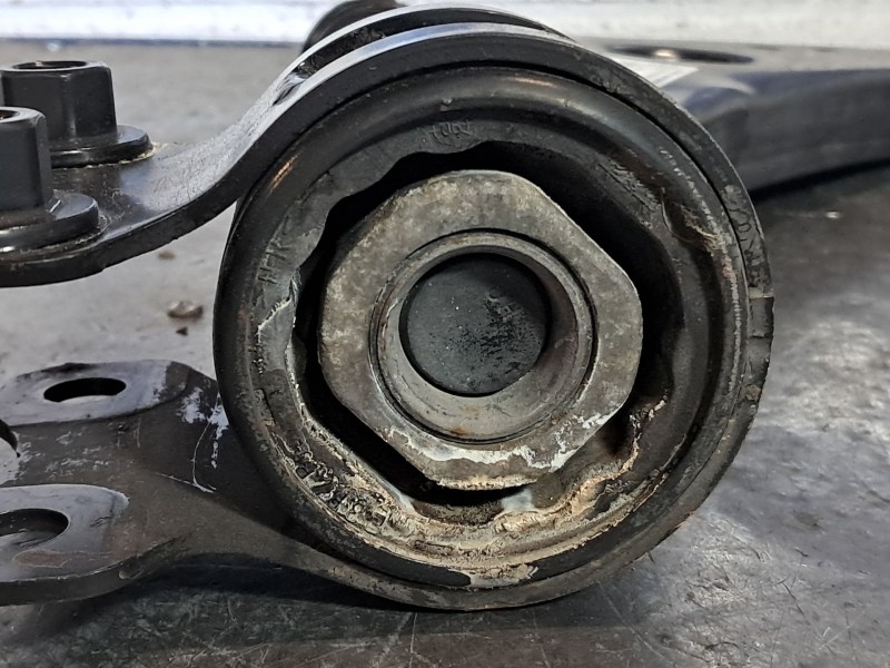 Recambio de brazo suspension inferior delantero derecho para ford c-max (cb3)  | ...  | ... referencia OEM IAM   