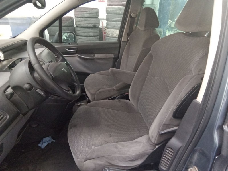 peugeot 807 del año 2007