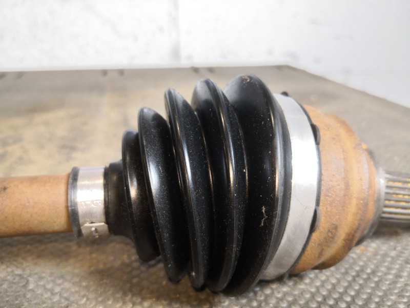 Recambio de transmision delantera izquierda para ford fiesta referencia OEM IAM   