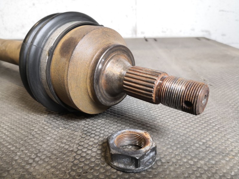 Recambio de transmision delantera izquierda para peugeot 308 premium 1.6 vti 120 referencia OEM IAM   