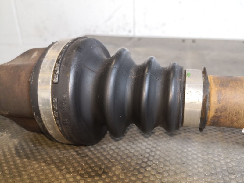 Recambio de transmision delantera izquierda para peugeot 308 premium 1.6 vti 120 referencia OEM IAM   