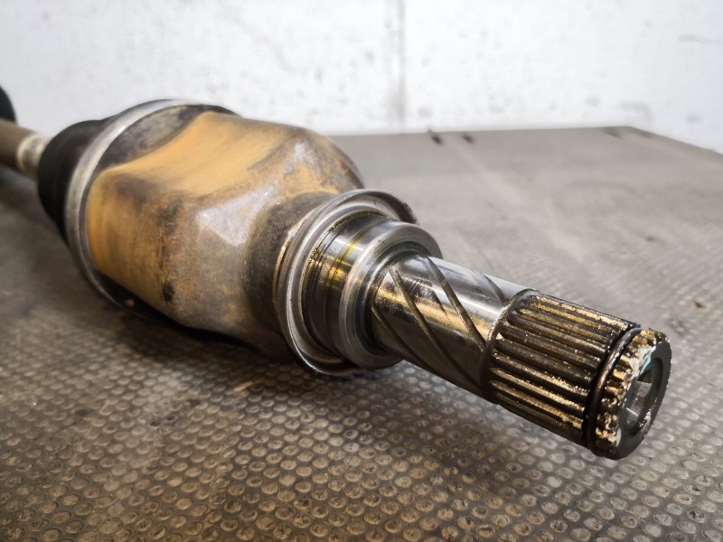 Recambio de transmision delantera izquierda para renault clio iii  | 0.05 - ...  | 0.05 - ... referencia OEM IAM   