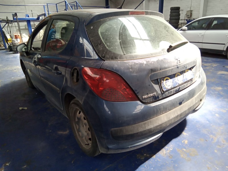 peugeot 207 del año 2006