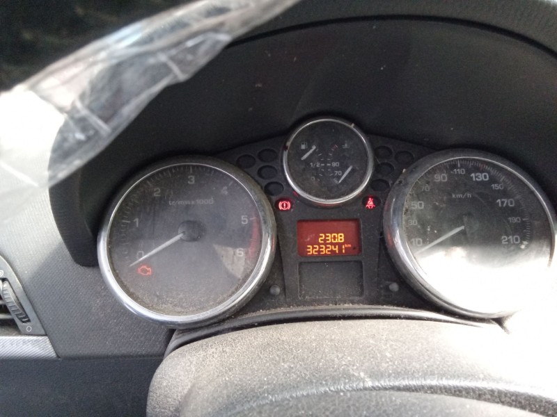 peugeot 207 del año 2006