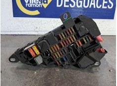 Recambio de caja reles fusibles para bmw serie 5 berlina (e60) 520i | 07.03 - 12.05 520i | 07.03 - 12.05 referencia OEM IAM   