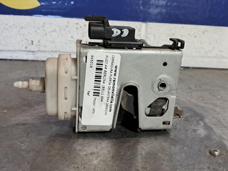 Recambio de cerradura puerta delantera derecha para audi a4 berlina (b5) 1.9 tdi referencia OEM IAM 4D1837016D  