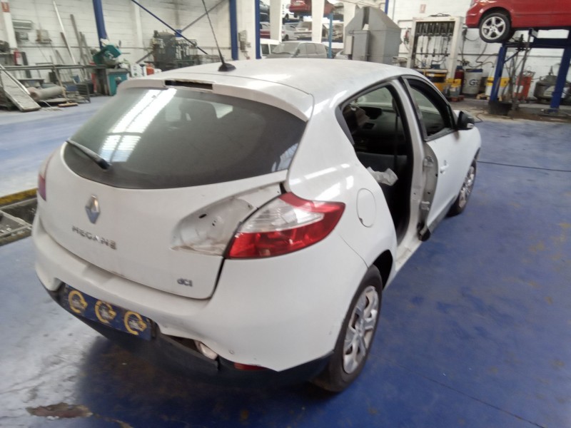 renault megane iii berlina 5 p  | 0.08 - ... del año 2008