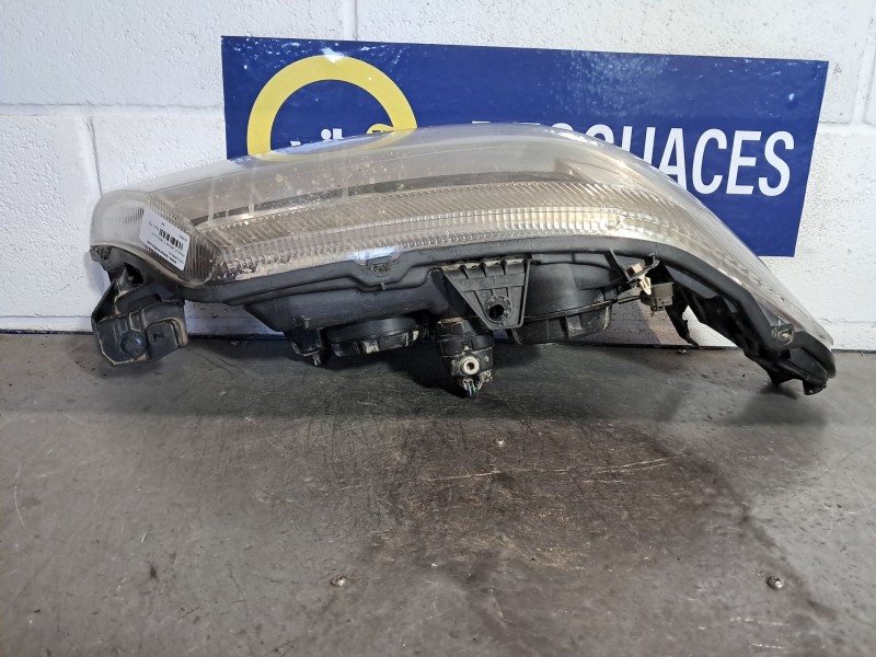 Recambio de faro derecho para renault laguna ii (bg0) 1.8 cat referencia OEM IAM   