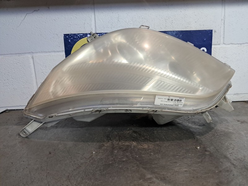 Recambio de faro izquierdo para daihatsu terios 1.5 sx 4wd referencia OEM IAM   