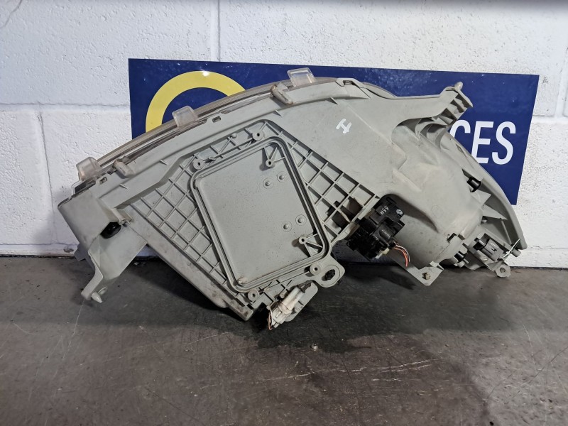 Recambio de faro izquierdo para daihatsu terios 1.5 sx 4wd referencia OEM IAM   