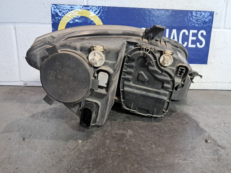 Recambio de faro izquierdo para seat leon (1p1)  | 0.05 - ...  | 0.05 - ... referencia OEM IAM   