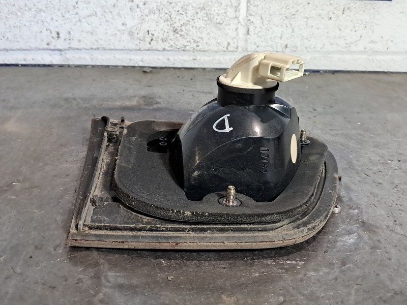 Recambio de piloto porton derecho para seat ibiza (6k1) 1.9 tdi referencia OEM IAM   