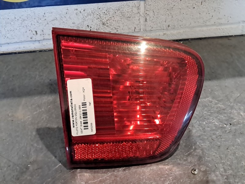 Recambio de piloto porton izquierdo para seat ibiza (6k1) 1.9 tdi referencia OEM IAM   