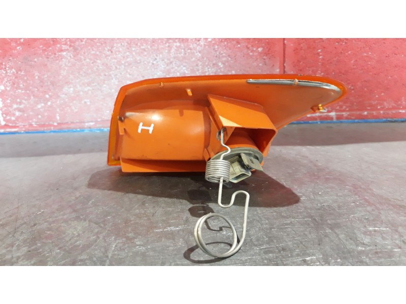 Recambio de piloto delantero izquierdo para ford fiesta referencia OEM IAM   