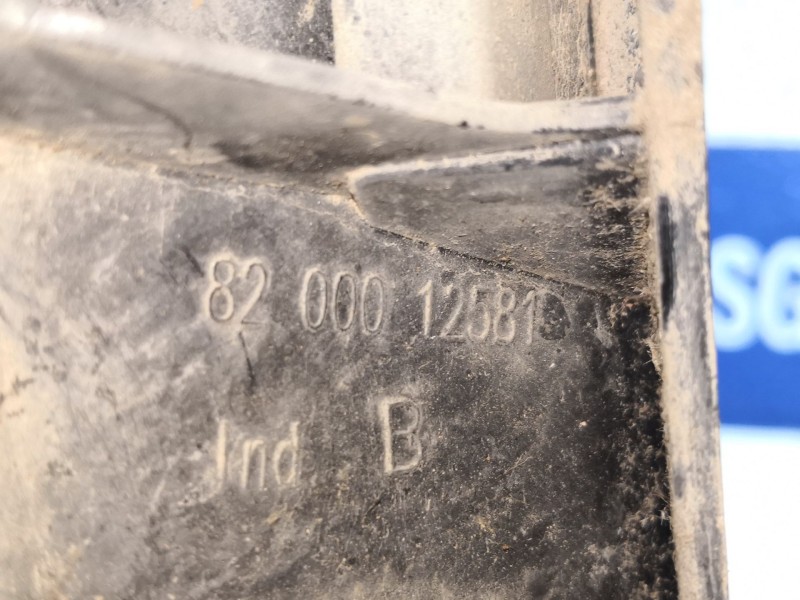 Recambio de rejilla delantera para renault laguna ii (bg0) 1.8 cat referencia OEM IAM   