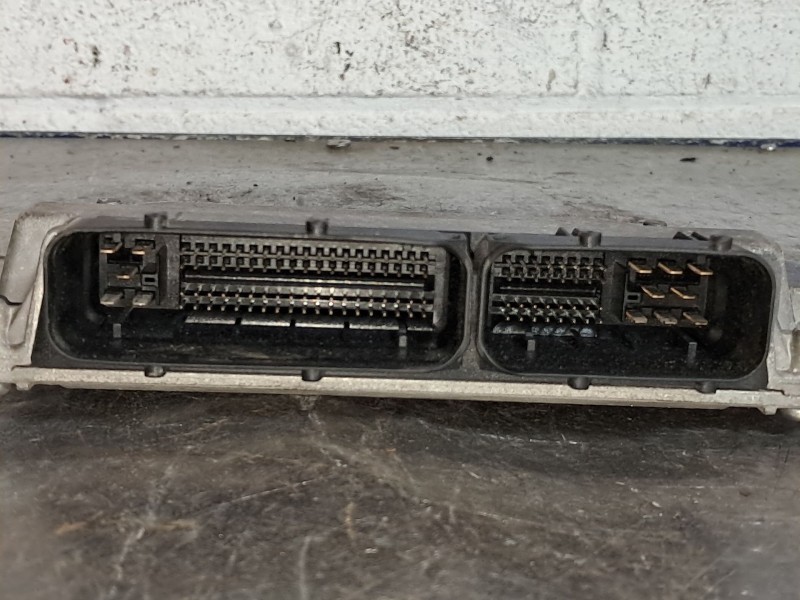 Recambio de centralita motor uce para seat ibiza (6l1) stella referencia OEM IAM 5WP4012104  