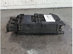 Recambio de caja reles fusibles para renault megane iii berlina 5 p dynamique referencia OEM IAM 243800011R   2