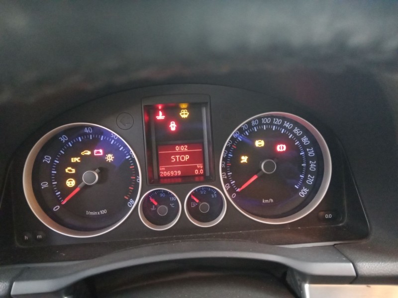 volkswagen golf v berlina (1k1) del año 2005