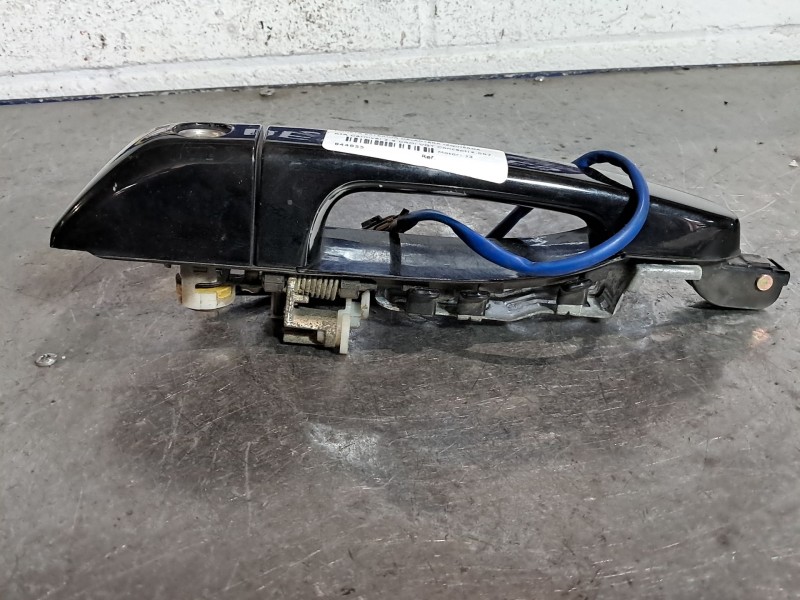 Recambio de maneta exterior delantera izquierda para kia carnival 2.9 crdi vgt concept referencia OEM IAM   