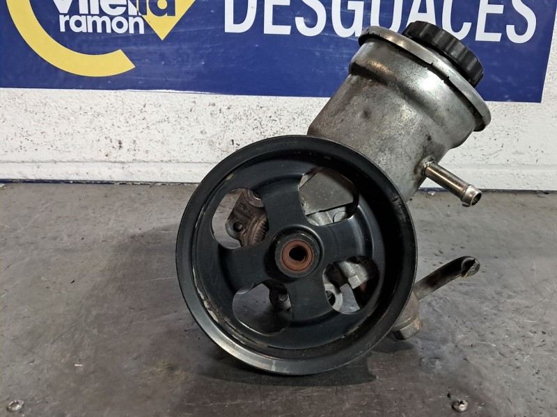 Recambio de bomba direccion para daihatsu terios 1.5 sx 4wd referencia OEM IAM W6J04065  