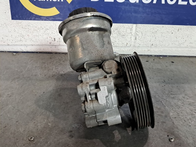 Recambio de bomba direccion para daihatsu terios 1.5 sx 4wd referencia OEM IAM W6J04065  