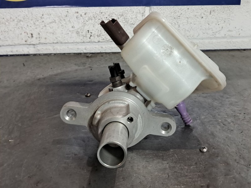 Recambio de bomba freno para citroen c4 1.6 hdi 110 fp vts referencia OEM IAM   