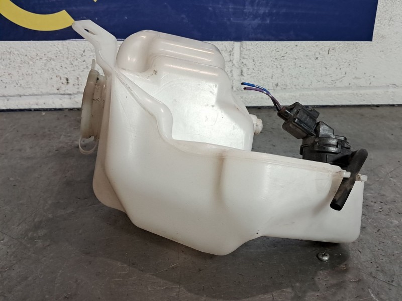 Recambio de deposito limpia para daihatsu terios 1.5 sx 4wd referencia OEM IAM   