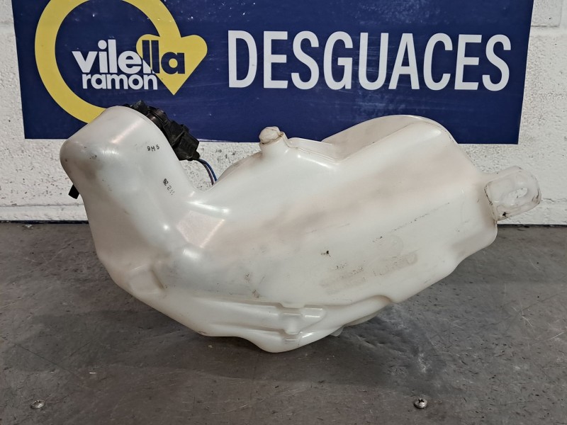 Recambio de deposito limpia para daihatsu terios 1.5 sx 4wd referencia OEM IAM   