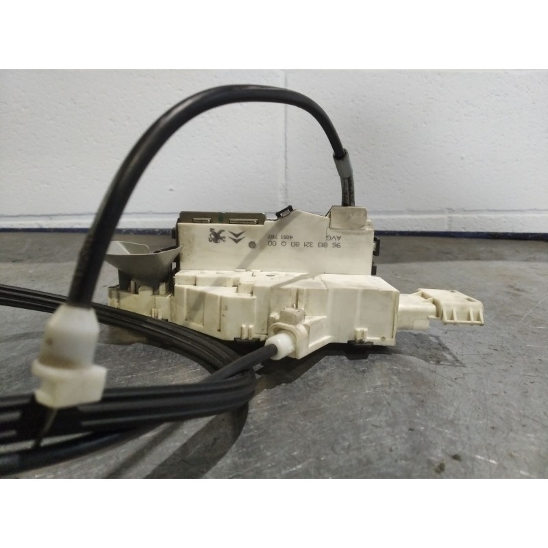 Recambio de cerradura puerta delantera izquierda para citroen c4 coupe 1.6 16v hdi fap referencia OEM IAM   