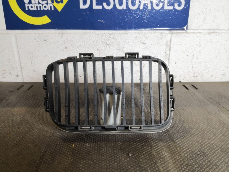 Recambio de rejilla paragolpes izquierda para bmw serie 3 coupe (e36) referencia OEM IAM 51138122237  