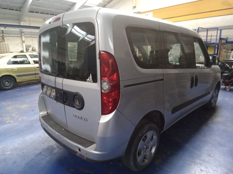 fiat doblo cargo  | 0.10 - ... del año 2013