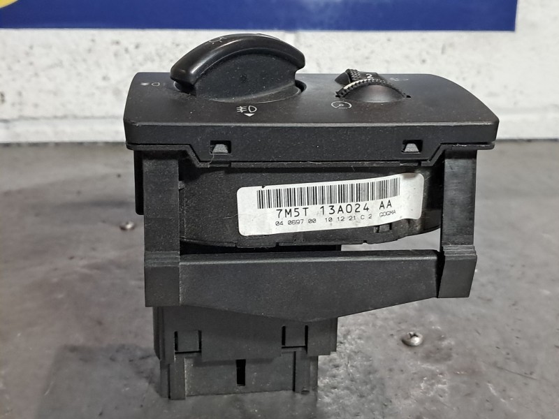 Recambio de mando luces para ford kuga (cbv)  | 0.08 - ...  | 0.08 - ... referencia OEM IAM 7M5T13A024AA  