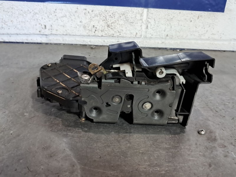 Recambio de cerradura puerta delantera izquierda para volvo s40 berlina  | 0.03 - ...  | 0.03 - ... referencia OEM IAM   