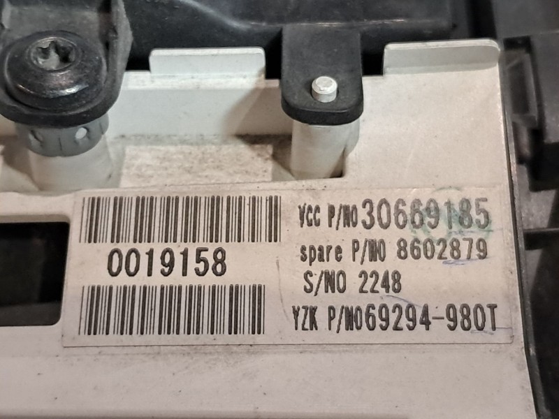 Recambio de cuadro instrumentos para volvo s40 berlina  | 0.03 - ...  | 0.03 - ... referencia OEM IAM 30710071  