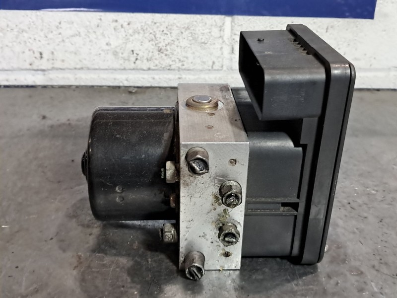 Recambio de abs para volvo s40 berlina  | 0.03 - ...  | 0.03 - ... referencia OEM IAM 30736589A  