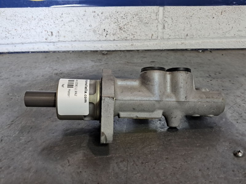 Recambio de bomba freno para bmw serie 3 coupe (e36) referencia OEM IAM    Recambio de bomba freno para bmw serie 3 coupe (e36) referencia OEM IAM