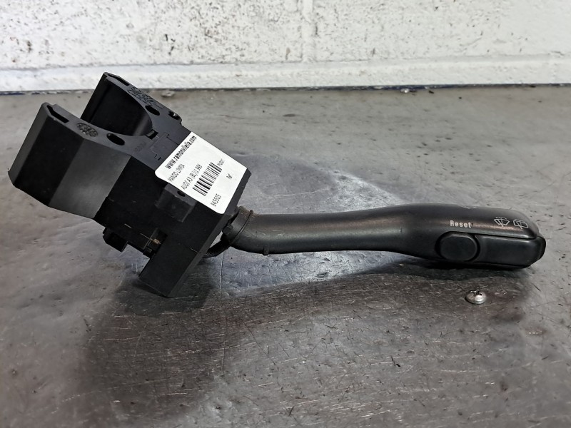 Recambio de mando limpia para audi a3 (8l) referencia OEM IAM    Recambio de mando limpia para audi a3 (8l) referencia OEM IAM