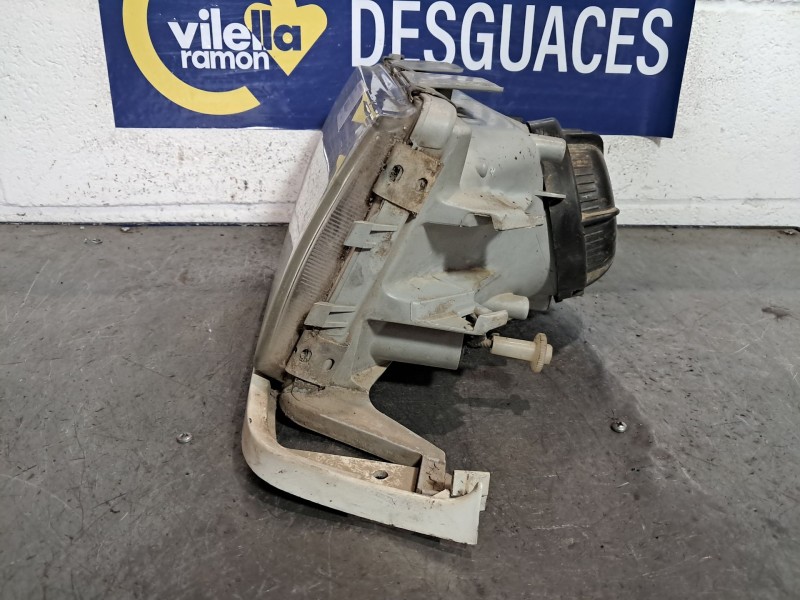 Recambio de faro izquierdo para volvo 740 740 2.0 glt referencia OEM IAM   