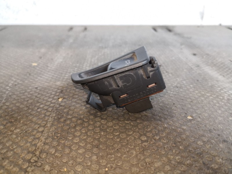 Recambio de pulsador maletero porton para audi a5 2.0 tfsi 211 referencia OEM IAM 8K0959831A  