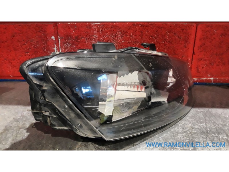 Recambio de faro derecho para volkswagen polo (6r1)  | 0.09 - ...  | 0.09 - ... referencia OEM IAM   