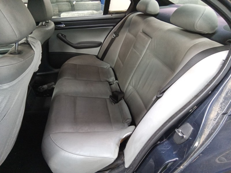 bmw serie 3 berlina (e46) del año 2004